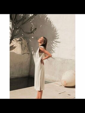 Vero Moda Sleeveless Midi Dress in Cream